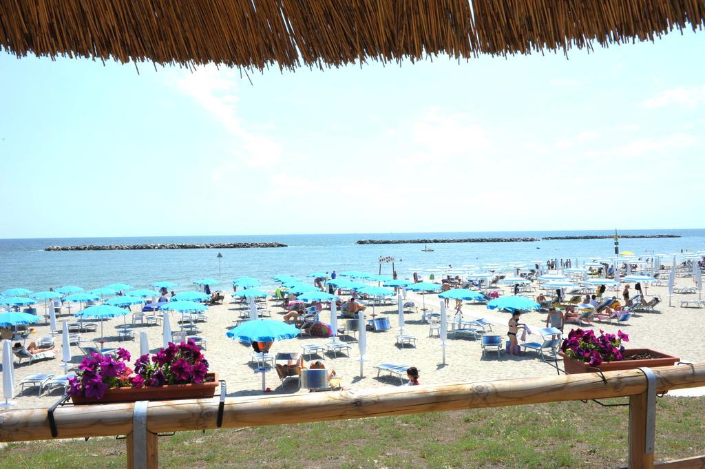 Airone Bianco Residence Village Lido delle Nazioni Luaran gambar