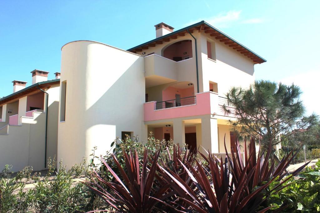 Airone Bianco Residence Village Lido delle Nazioni Bilik gambar