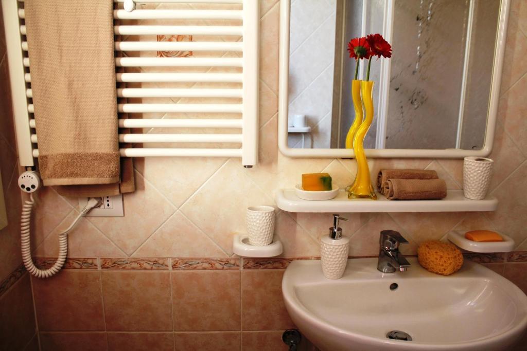 Airone Bianco Residence Village Lido delle Nazioni Bilik gambar
